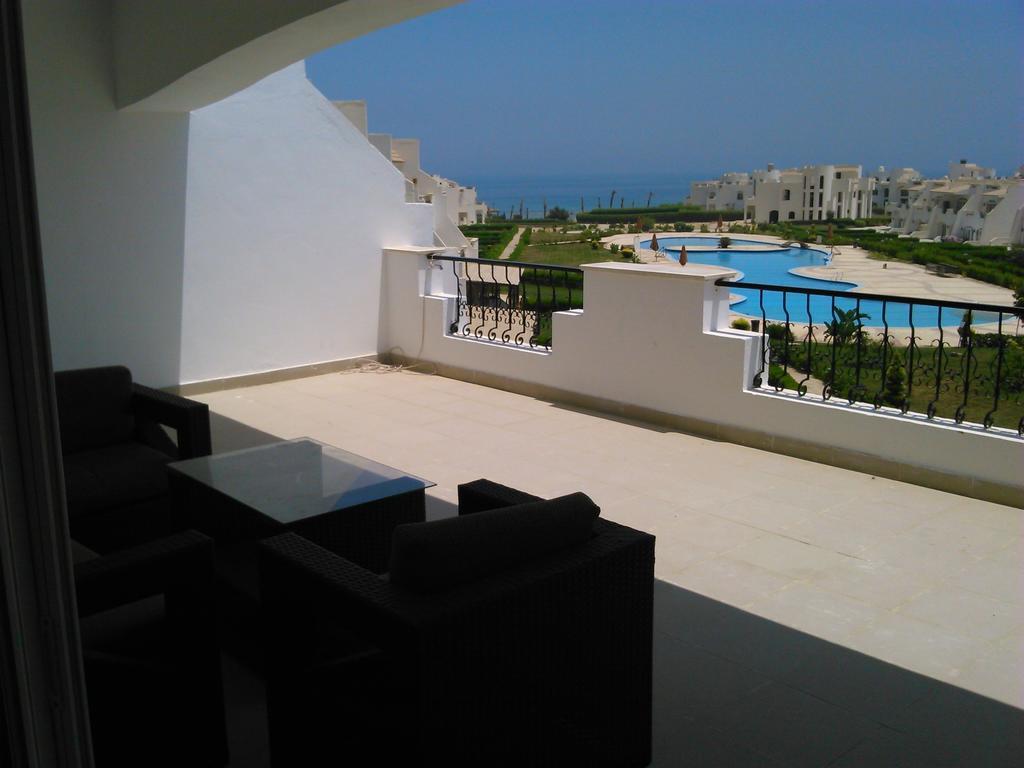 Three-Bedroom Apartment At Louly Beach Resort Ain Sukhna Luaran gambar